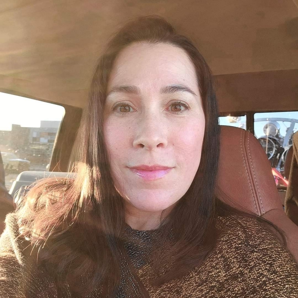 Meet your Posher, Mara